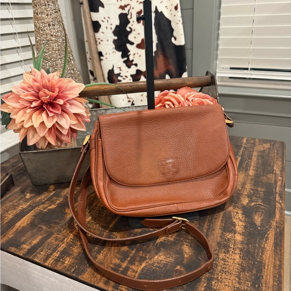 Burberry Handbags - Vintage Burberry Tan Leather Crossbody Bag w/COA